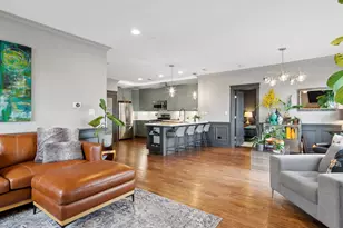 3025 N California Ave, Chicago, IL 60618 - Photo 10