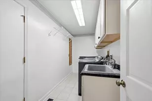 626 Highbury Ln, Geneva, IL 60134 - Photo 14