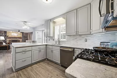 626 Highbury Lane, Geneva, IL 60134 - Photo 8