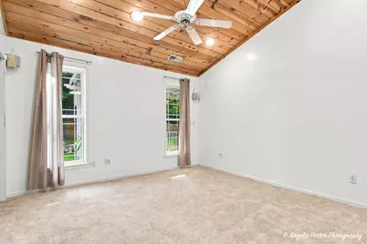 10238 W Wadsworth Road, Beach Park, IL 60099 - Photo 24