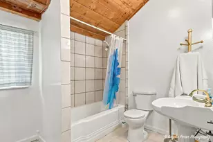 10238 W Wadsworth Rd, Beach Park, IL 60099 - Photo 26