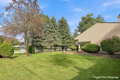 10238 W Wadsworth Road, Beach Park, IL 60099 - Photo 4