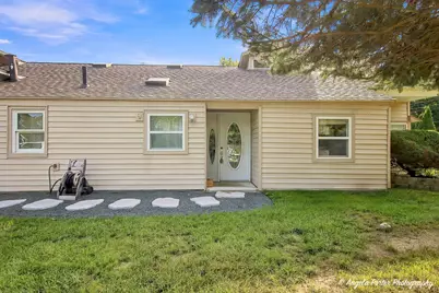 10238 W Wadsworth Road, Beach Park, IL 60099 - Photo 2