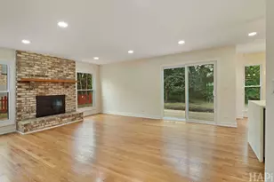 275 Farmhill Dr, Algonquin, IL 60102 - Photo 10