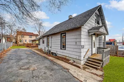 417 W Jefferson Street, Joliet, IL 60435 - Photo 2