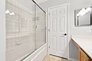 903 Genesee Dr, Naperville, IL 60563 - Photo 22