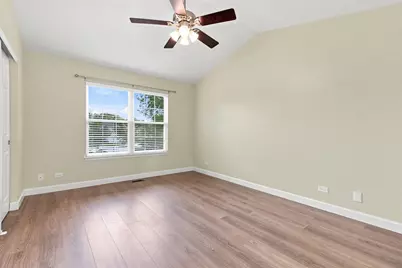903 Genesee Drive, Naperville, IL 60563 - Photo 14