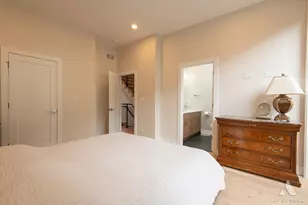 1932 N Drake Ave, Chicago, IL 60647 - Photo 26