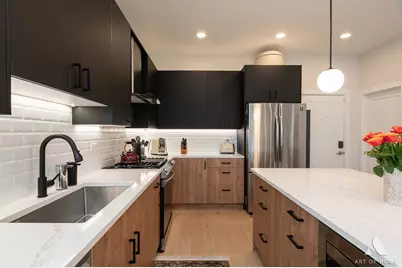 1932 N Drake Avenue #2E, Chicago, IL 60647 - Photo 8