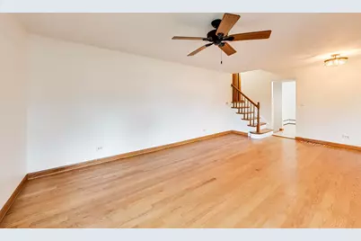 108 S Mount Prospect Road, Mount Prospect, IL 60056 - Photo 6