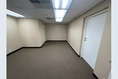 401 W Irving Park Road #1, Itasca, IL 60143 - Photo 4