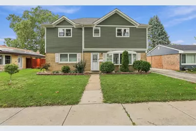 9808 S Maplewood Avenue, Evergreen Park, IL 60805 - Photo 1