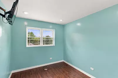 9808 S Maplewood Avenue, Evergreen Park, IL 60805 - Photo 8