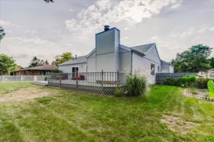 20 Independence Square, Bloomington, IL 61704 - Photo 38