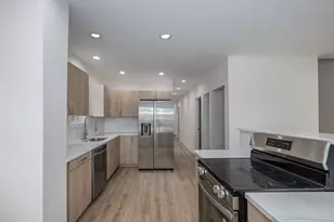 8634 S Laflin St, Chicago, IL 60620 - Photo 6