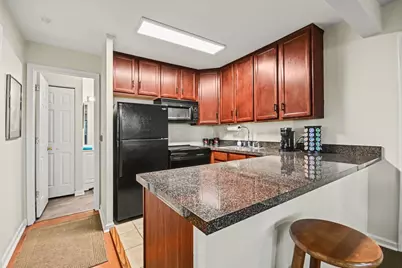 5811 Oakwood Drive #B, Lisle, IL 60532 - Photo 8