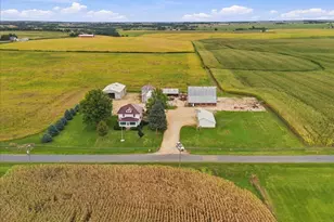 21718 Capp Rd, Sterling, IL 61081 - Photo 12