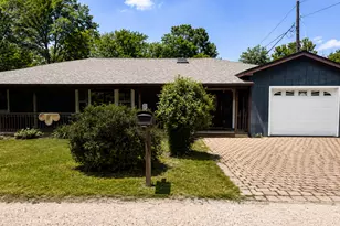 518 Rae Ave, Lake Villa, IL 60046 - Photo 2