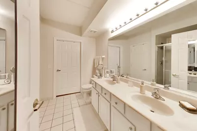 1479 N Milwaukee Avenue #206, Libertyville, IL 60048 - Photo 10
