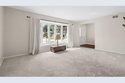 5222 Laramie Court, Oak Forest, IL 60452 - Photo 2
