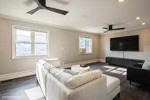 2621 W Gregory St, Chicago, IL 60625 - Photo 2