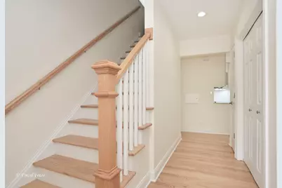 1713 Oak Street, Saint Charles, IL 60174 - Photo 4