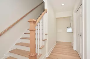 1713 Oak St, Saint Charles, IL 60174 - Photo 4