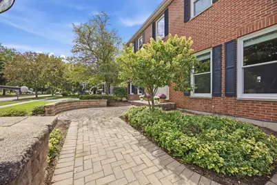 452 Spring Ridge Drive, Crystal Lake, IL 60012 - Photo 6