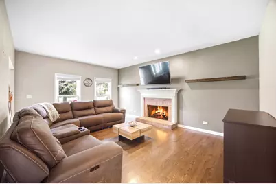452 Spring Ridge Drive, Crystal Lake, IL 60012 - Photo 12