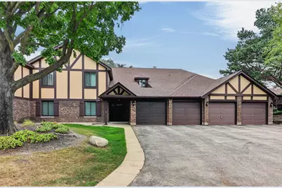 1657 Dover Court #C, Wheaton, IL 60189 - Photo 1