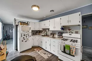 809 Westshire Dr, Joliet, IL 60435 - Photo 6