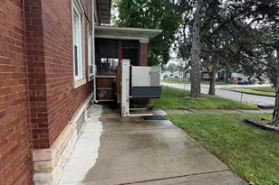 12156 S Princeton Ave, Chicago, IL 60628 - Photo 20