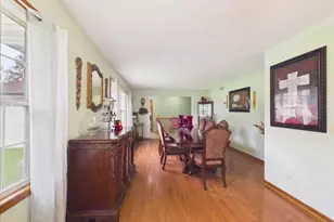 7762 Towermont Dr, Rockford, IL 61102 - Photo 10