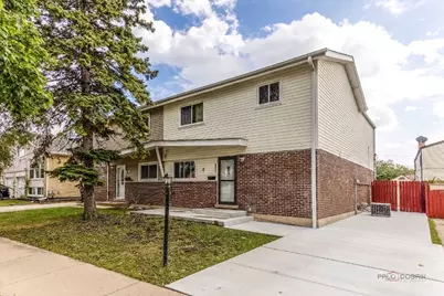 9105 Hollyberry Avenue, Des Plaines, IL 60016 - Photo 1