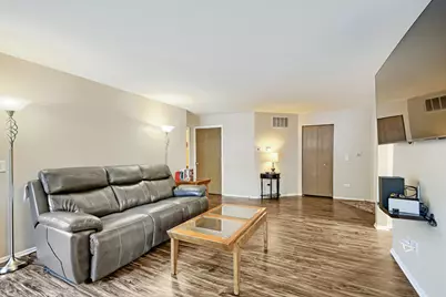 75 Larch Court #Z1, Schaumburg, IL 60193 - Photo 4