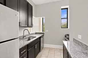 1480 W Erie St, Chicago, IL 60642 - Photo 8