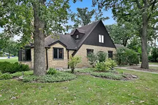 478 S Hampshire Ave, Elmhurst, IL 60126 - Photo 2