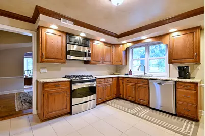 478 S Hampshire Avenue, Elmhurst, IL 60126 - Photo 12