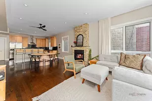 1321 N Bosworth Ave, Chicago, IL 60622 - Photo 6