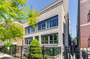 1321 N Bosworth Ave, Chicago, IL 60622 - Photo 2