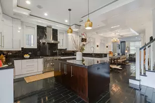 707 W Gordon Terrace, Chicago, IL 60613 - Photo 10