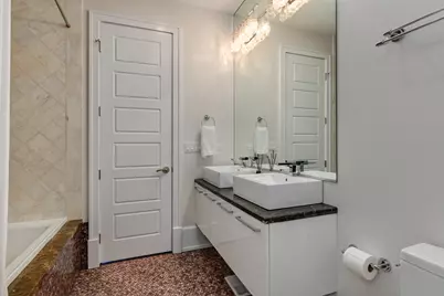 707 W Gordon Terrace, Chicago, IL 60613 - Photo 14