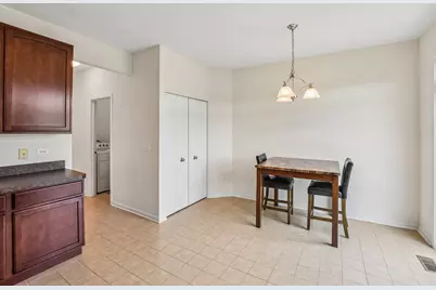 586 Wexford Drive, Elgin, IL 60124 - Photo 14