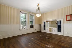 556 W Arlington Pl, Chicago, IL 60614 - Photo 6