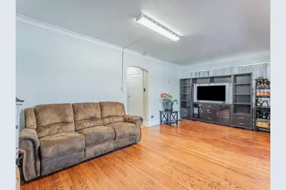 1333 Willow Avenue, Des Plaines, IL 60016 - Photo 2