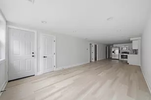 7914 S Essex Ave, Chicago, IL 60617 - Photo 38
