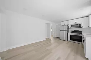 7914 S Essex Ave, Chicago, IL 60617 - Photo 10
