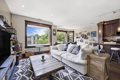 3106 W Lyndale Street #3B, Chicago, IL 60647 - Photo 6