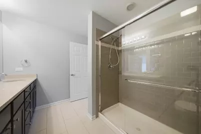 125 Lakeview Drive #604, Bloomingdale, IL 60108 - Photo 16