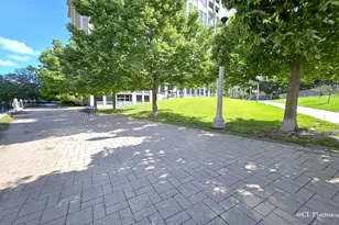 720 N Larrabee St, Chicago, IL 60654 - Photo 26